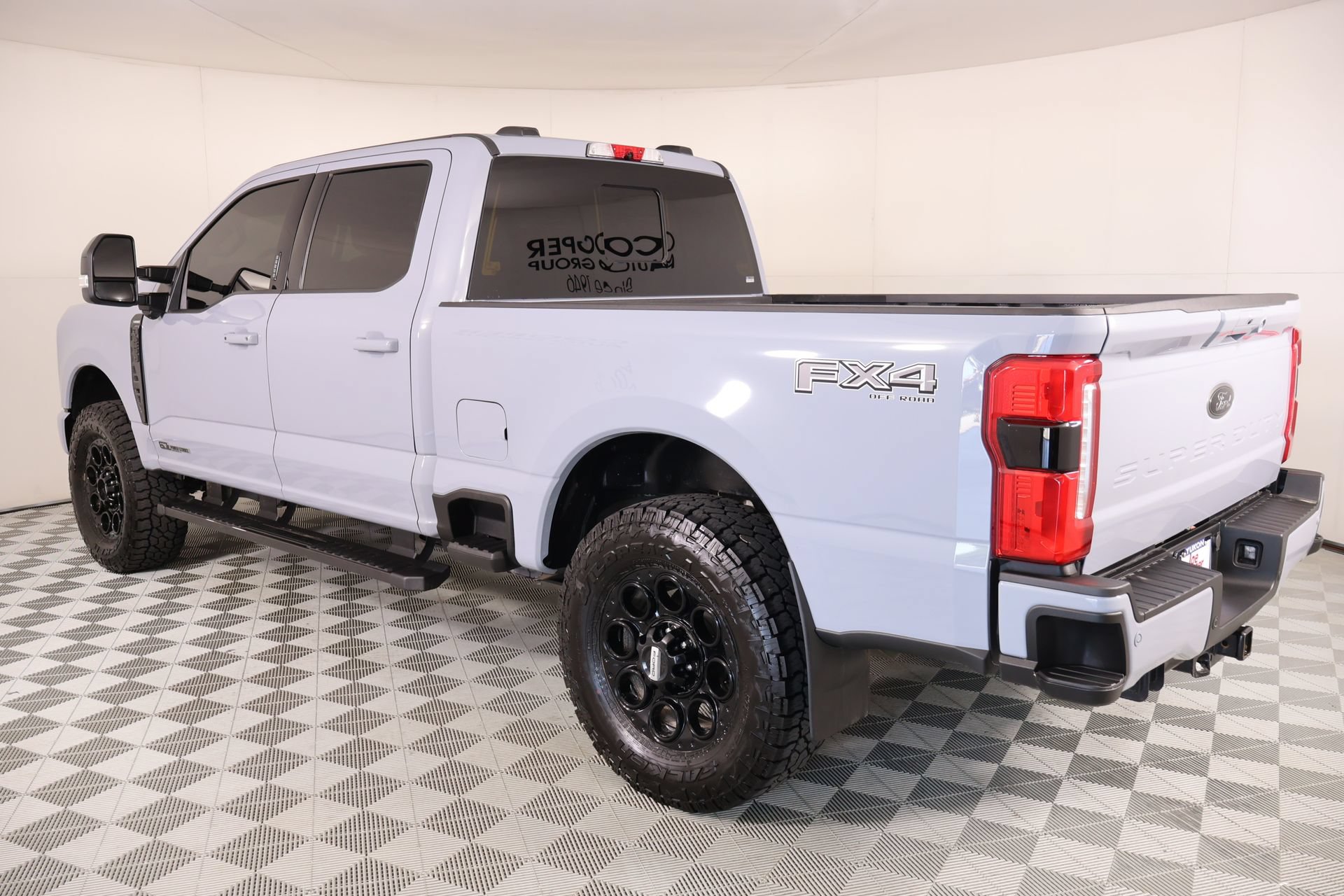 Used 2024 Ford F250 Lariat w/ Lariat Ultimate Package AWD/4WD image 23