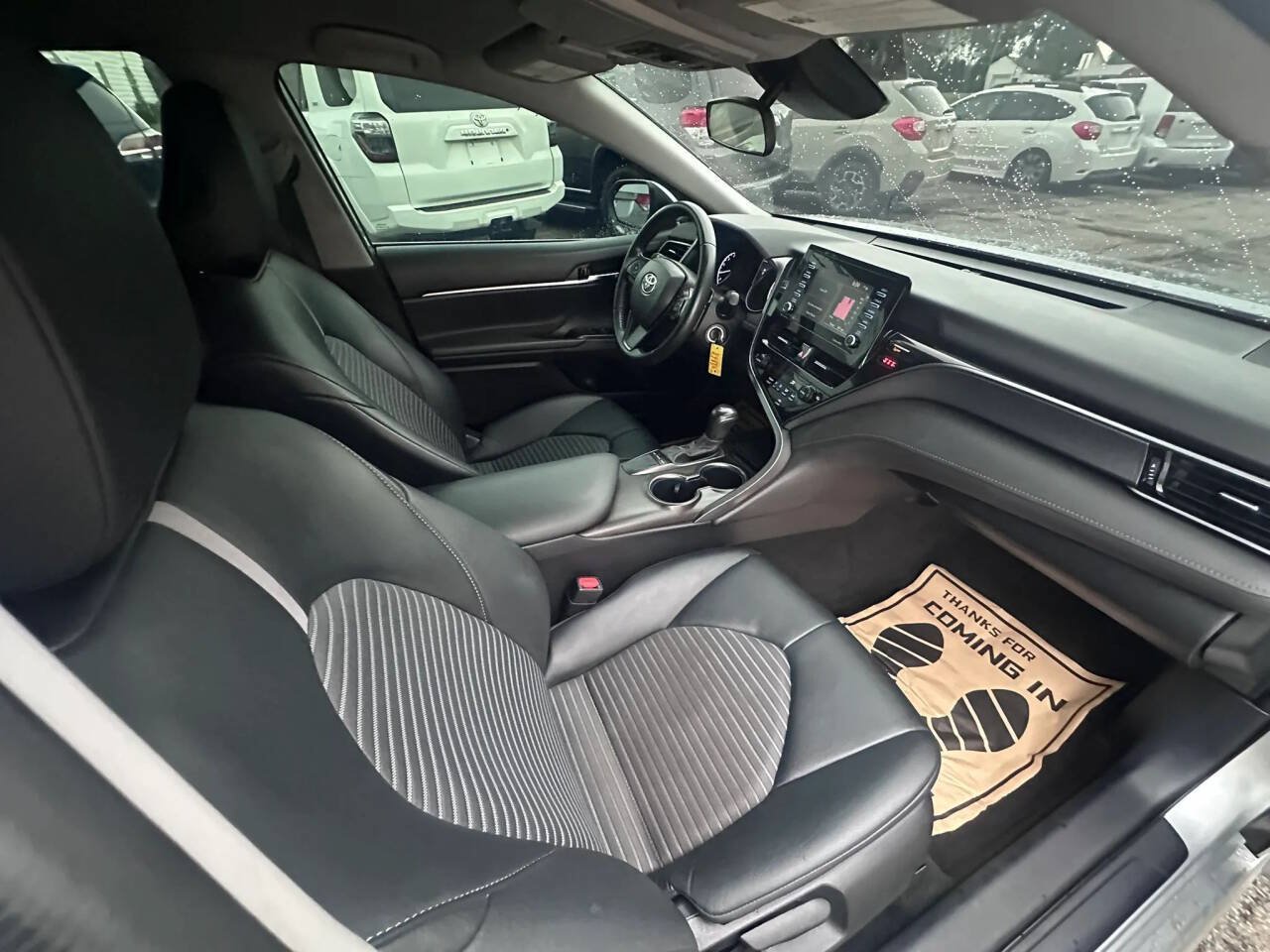 Used 2023 Toyota Camry SE FWD image 17