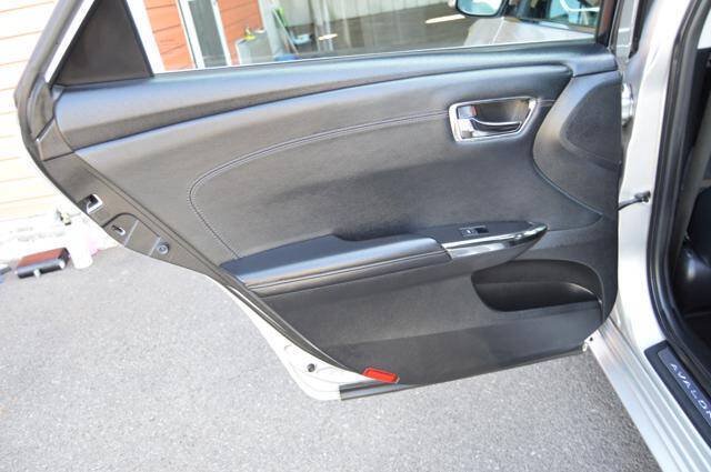 Used 2014 Toyota Avalon Limited FWD image 50