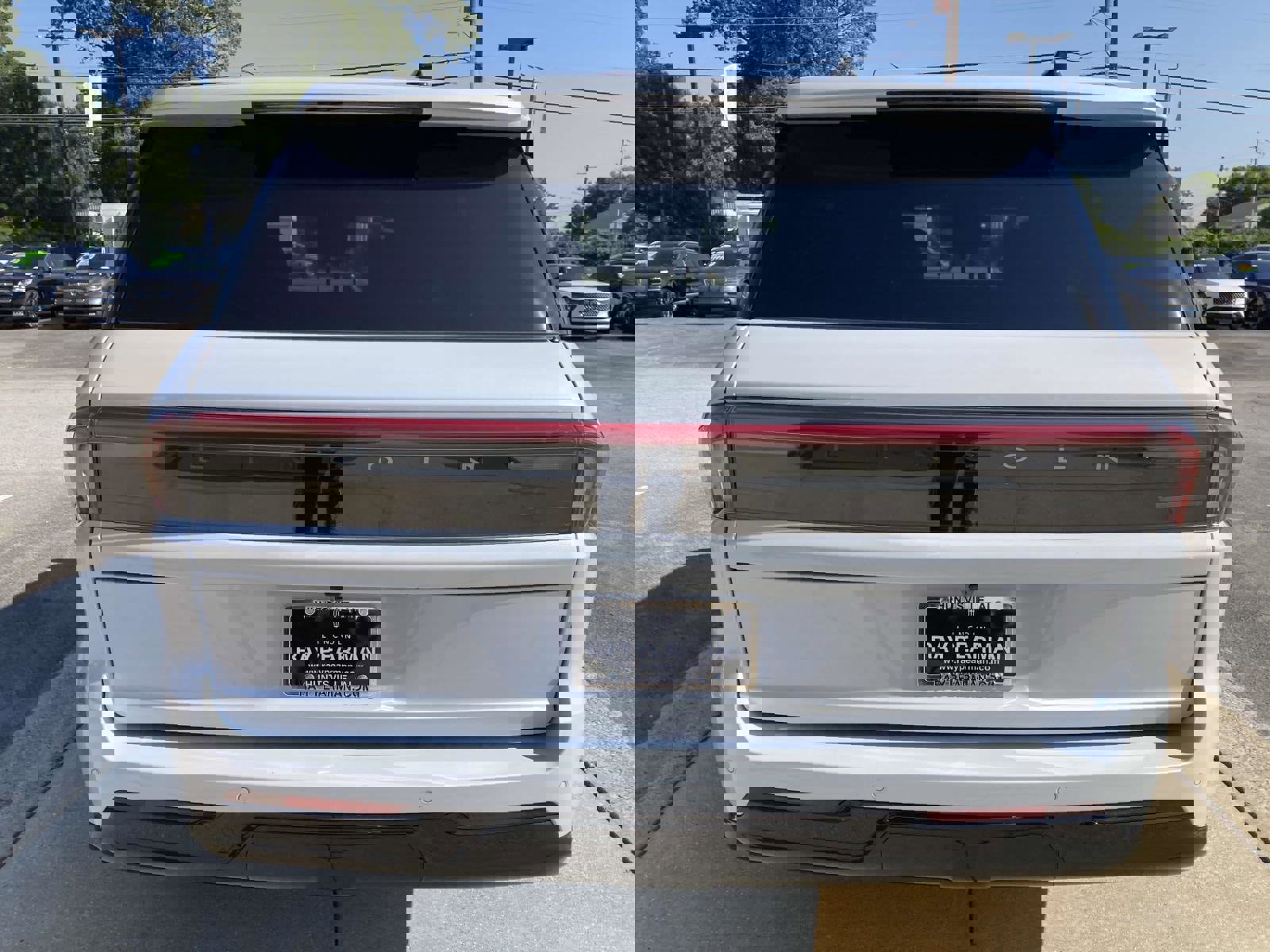 New 2025 Lincoln Navigator L Reserve w/ Jet Appearance Package image 6