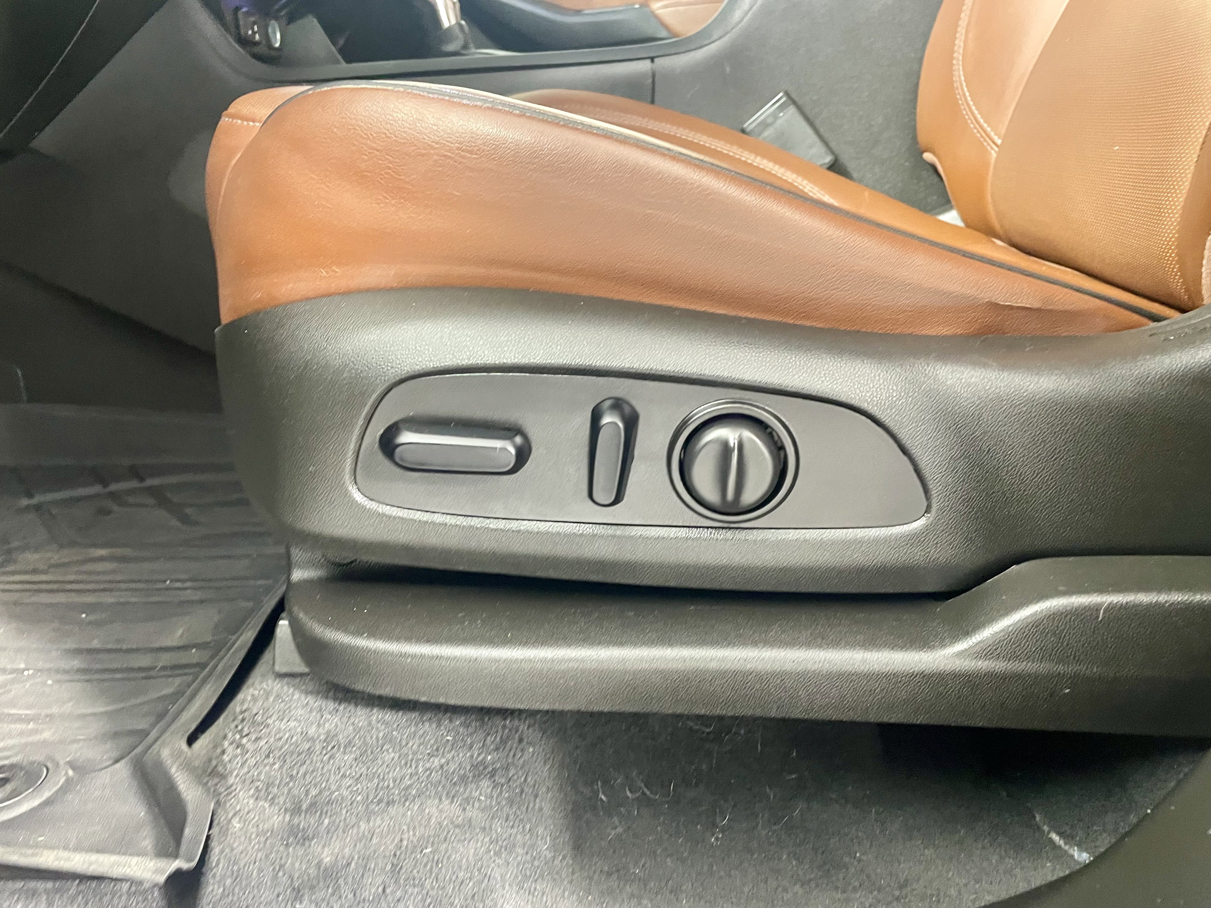 Used 2021 Chevrolet Traverse High Country w/ LPO, Floor Liner Package image 15