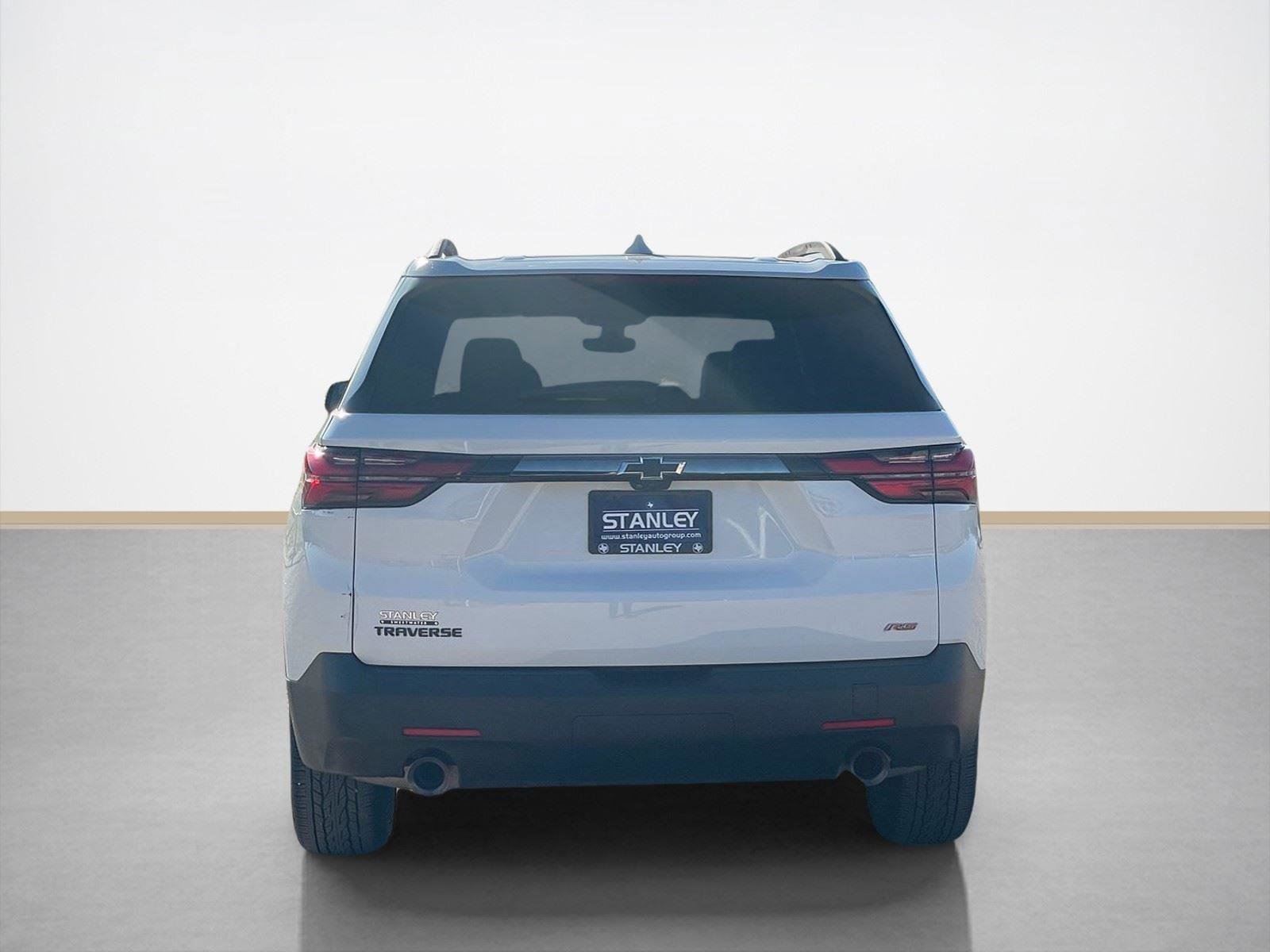 Used 2023 Chevrolet Traverse RS image 7