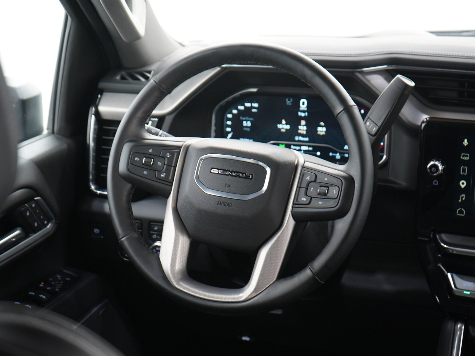 Used 2025 GMC Sierra 2500 Denali w/ Denali Reserve Package AWD/4WD image 16