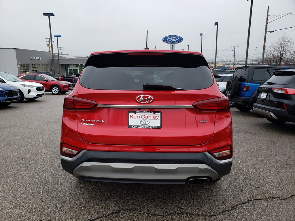 Used 2020 Hyundai Santa Fe SE image 6