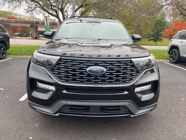Used 2022 Ford Explorer ST-Line image 6