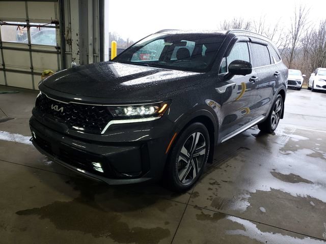 Used 2022 Kia Sorento SX Prestige w/ Panoramic Sunroof Package image 2