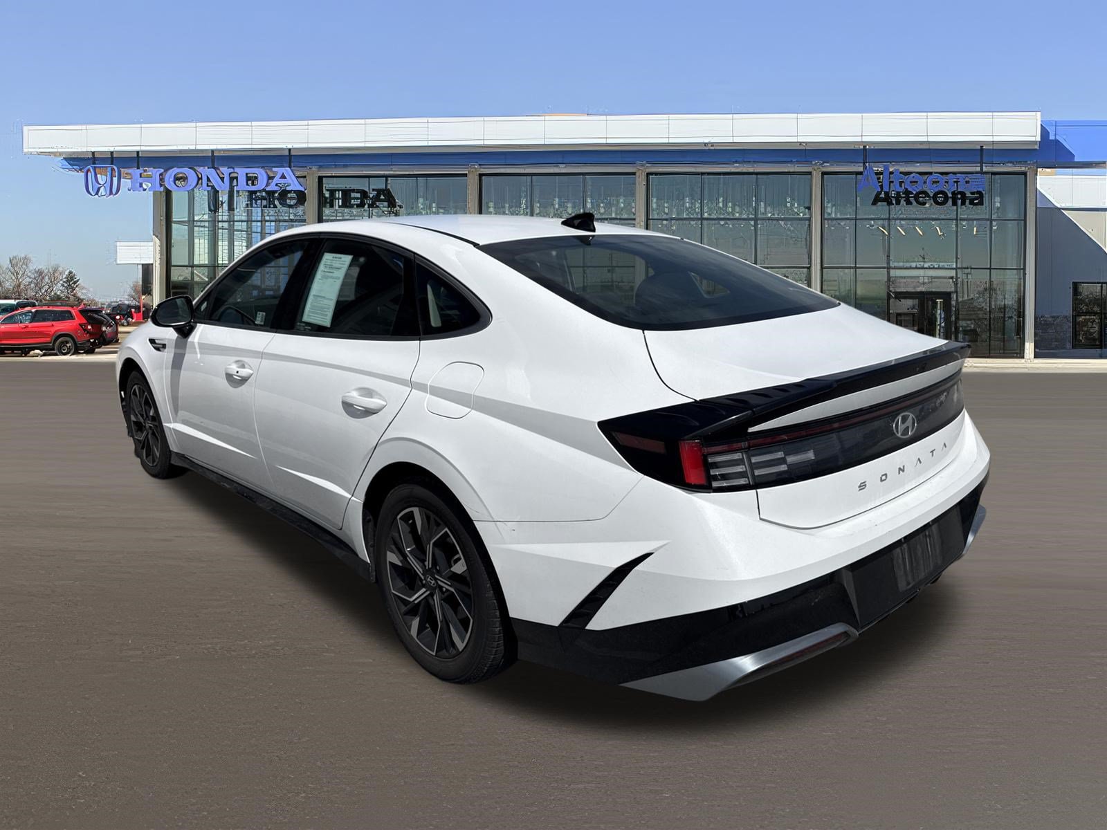 Used 2024 Hyundai Sonata SEL FWD image 3