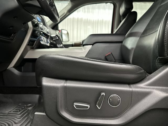 Used 2016 Ford F150 Lariat w/ Equipment Group 502A Luxury AWD/4WD image 17