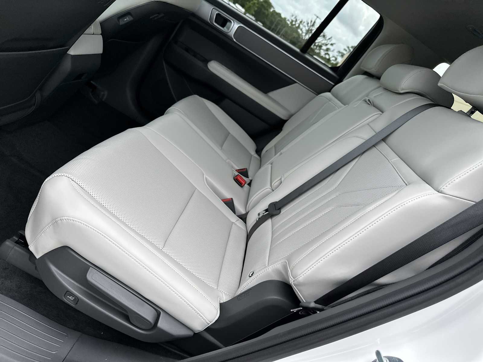 New 2026 Hyundai Santa Fe SEL FWD image 22