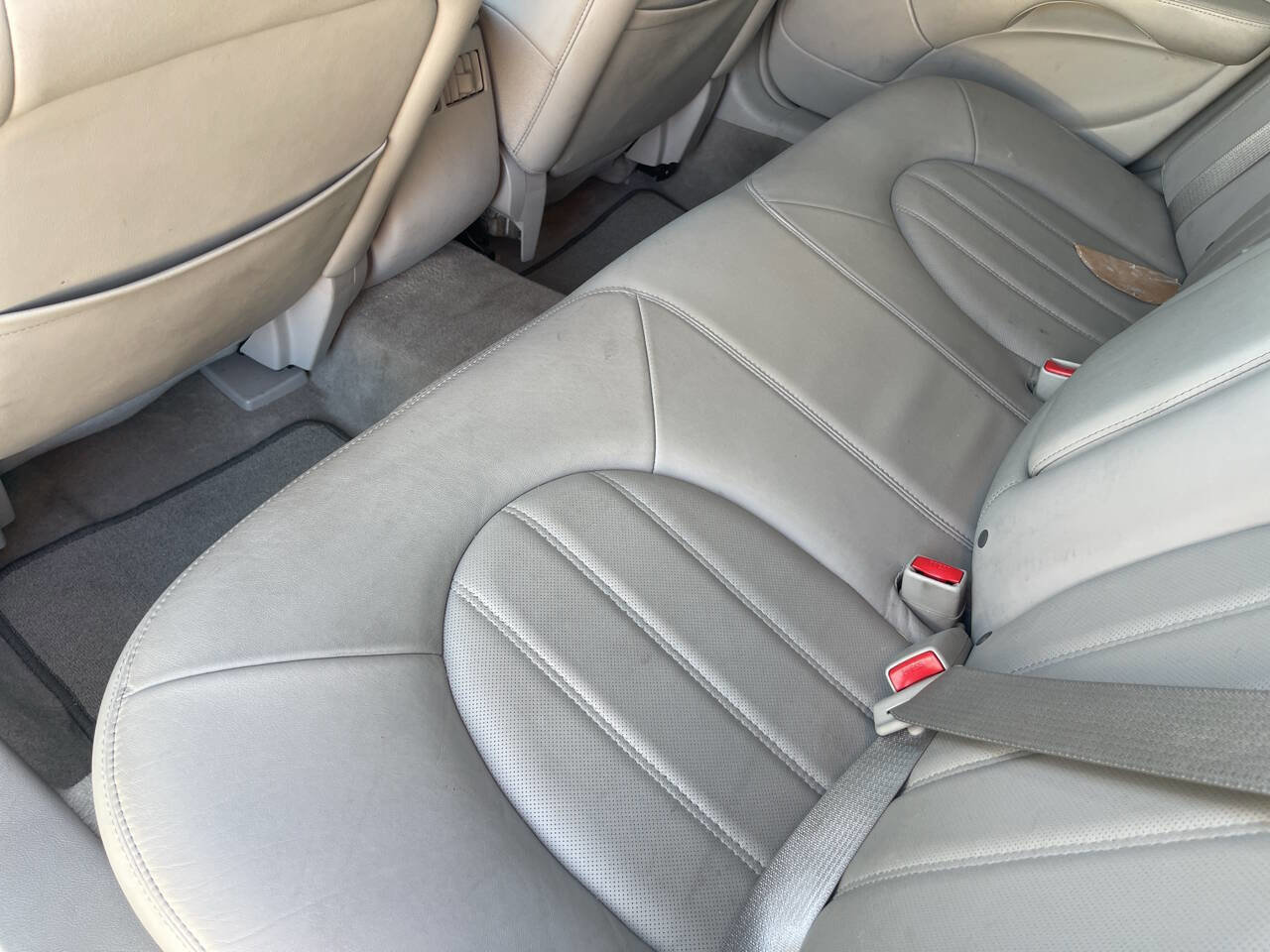 Used 2008 Buick Lucerne CXL w/ Ultra Confidence Package FWD image 16