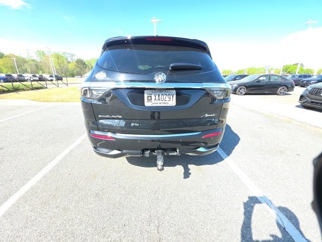 Used 2024 Buick Enclave Avenir image 9