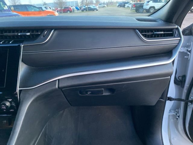 Certified 2024 Jeep Grand Cherokee L Laredo image 35