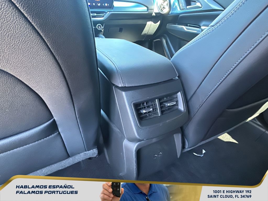 Certified 2025 Chevrolet Equinox EV LT w/ Convenience Package FWD image 24