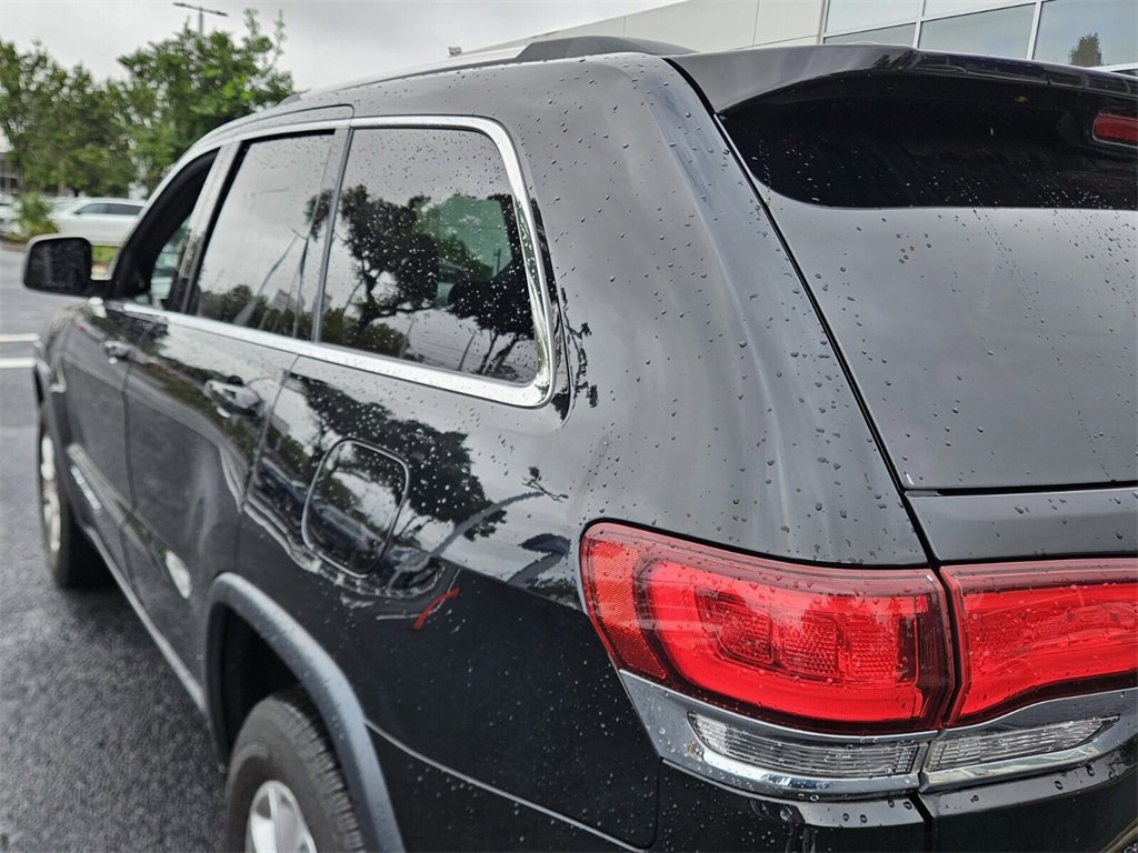 Used 2021 Jeep Grand Cherokee Laredo image 8