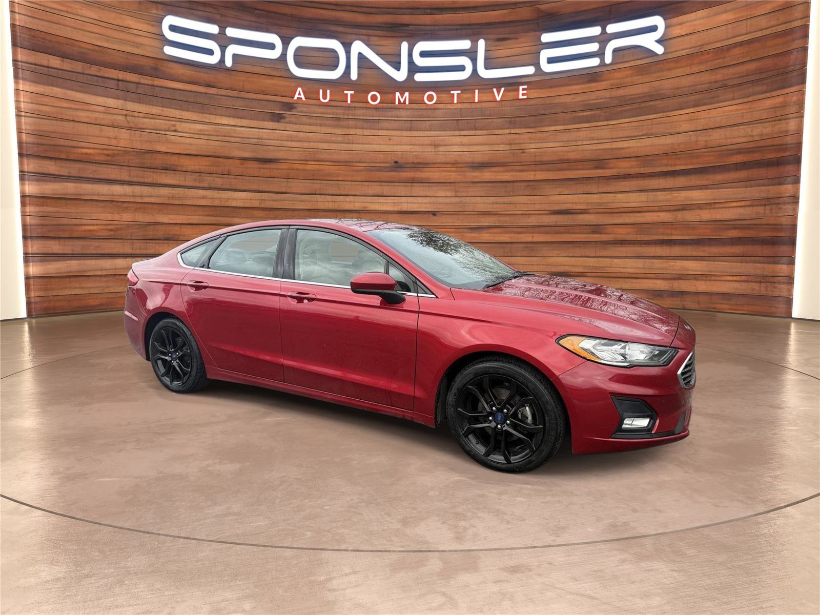Used 2020 Ford Fusion SE w/ Equipment Group 151A image 7