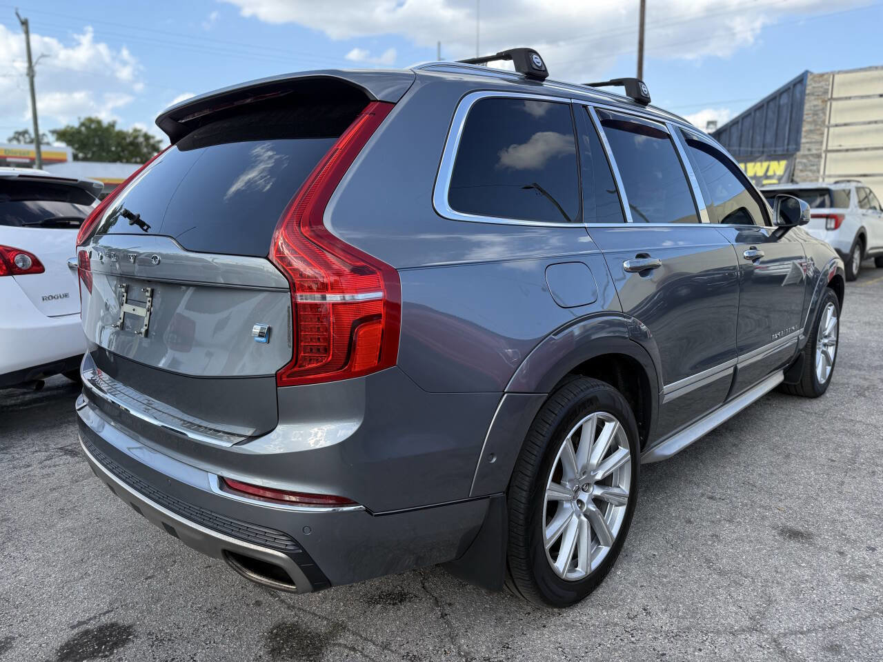 Used 2016 Volvo XC90 T6 Inscription w/ Vision Package AWD/4WD image 7