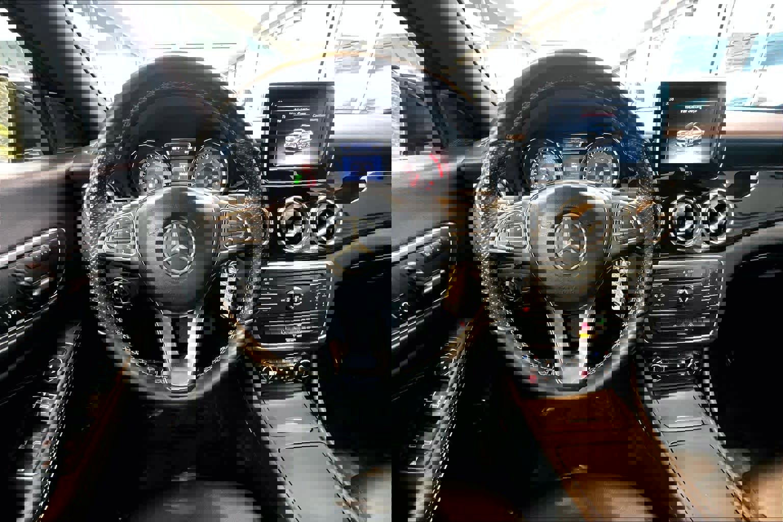 Used 2015 Mercedes-Benz CLA 250 image 6