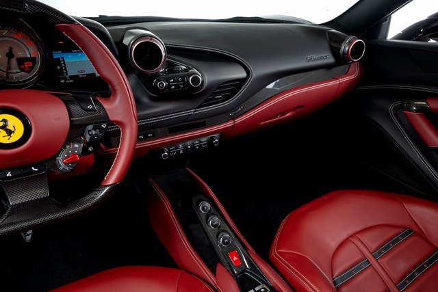 Used 2022 Ferrari F8 Tributo image 26
