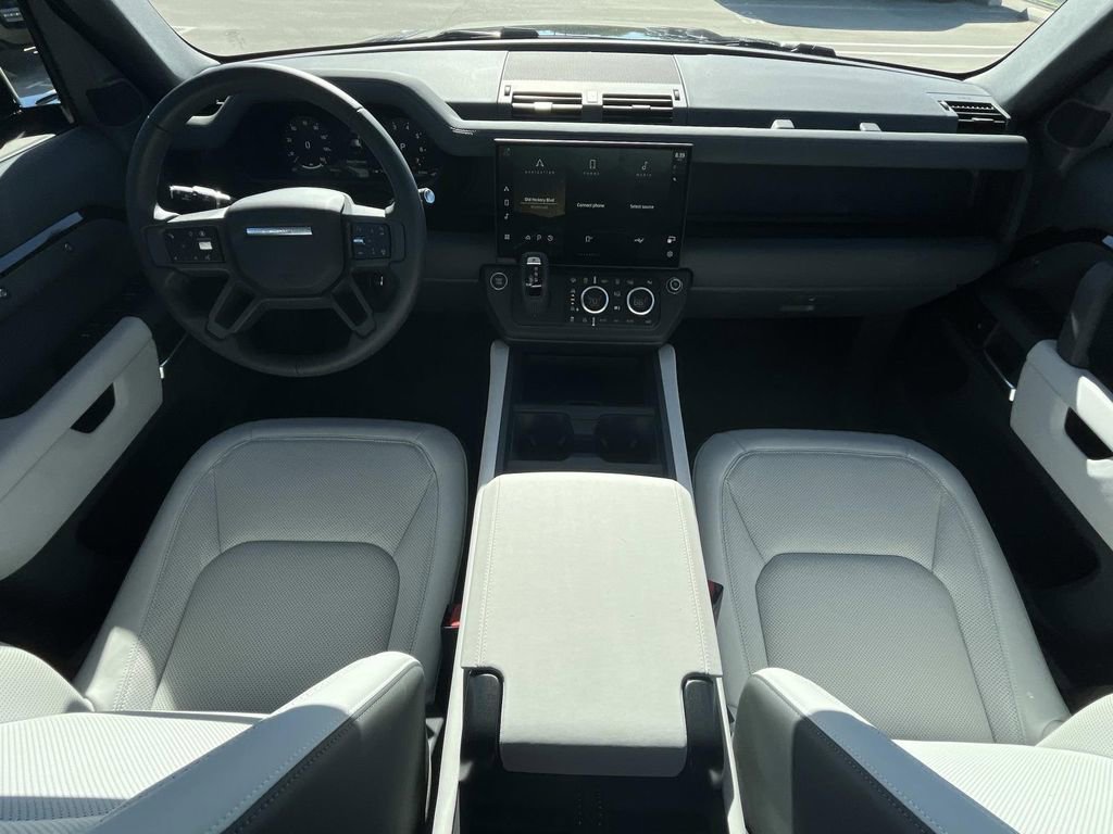 New 2026 Land Rover Defender 110 S AWD/4WD image 9