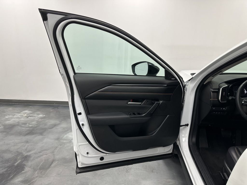 Certified 2025 MAZDA CX-50 AWD 2.5 Hybrid w/ Premium Pkg image 13