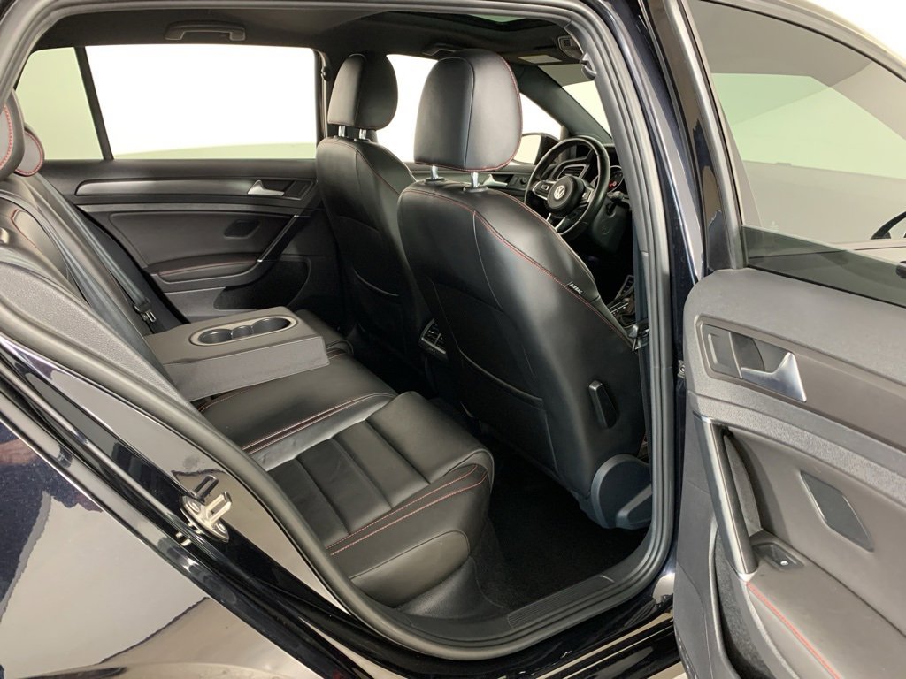 Used 2020 Volkswagen GTI SE image 35