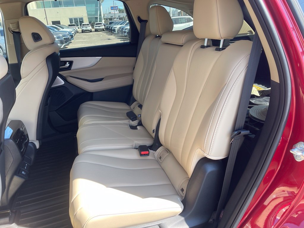 Certified 2025 Acura MDX w/ Technology Package AWD/4WD image 6