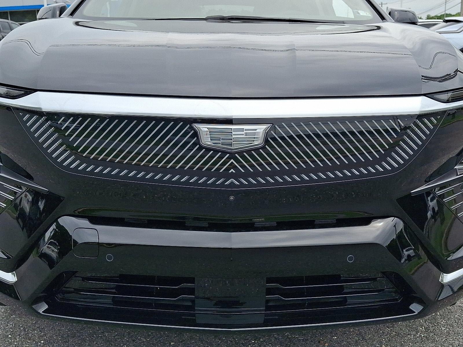New 2027 Cadillac Optiq Premium Luxury w/ LPO, Floor Liner Package AWD/4WD image 9