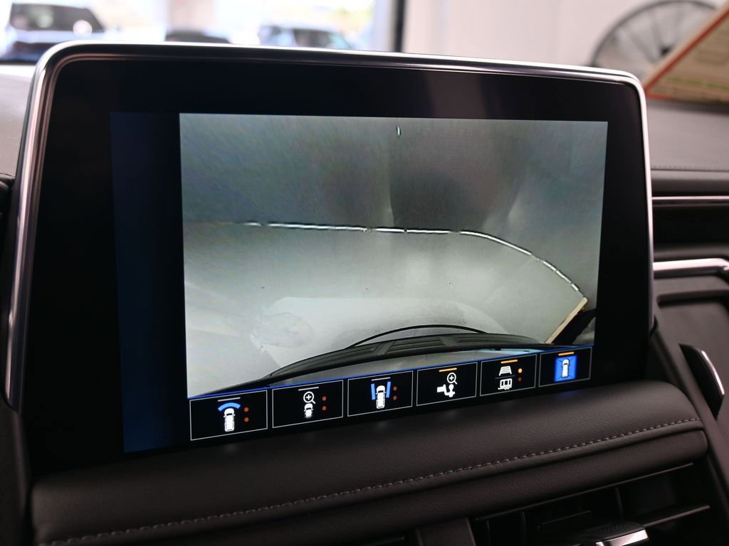 Used 2023 Chevrolet Tahoe Z71 w/ Luxury Package image 29