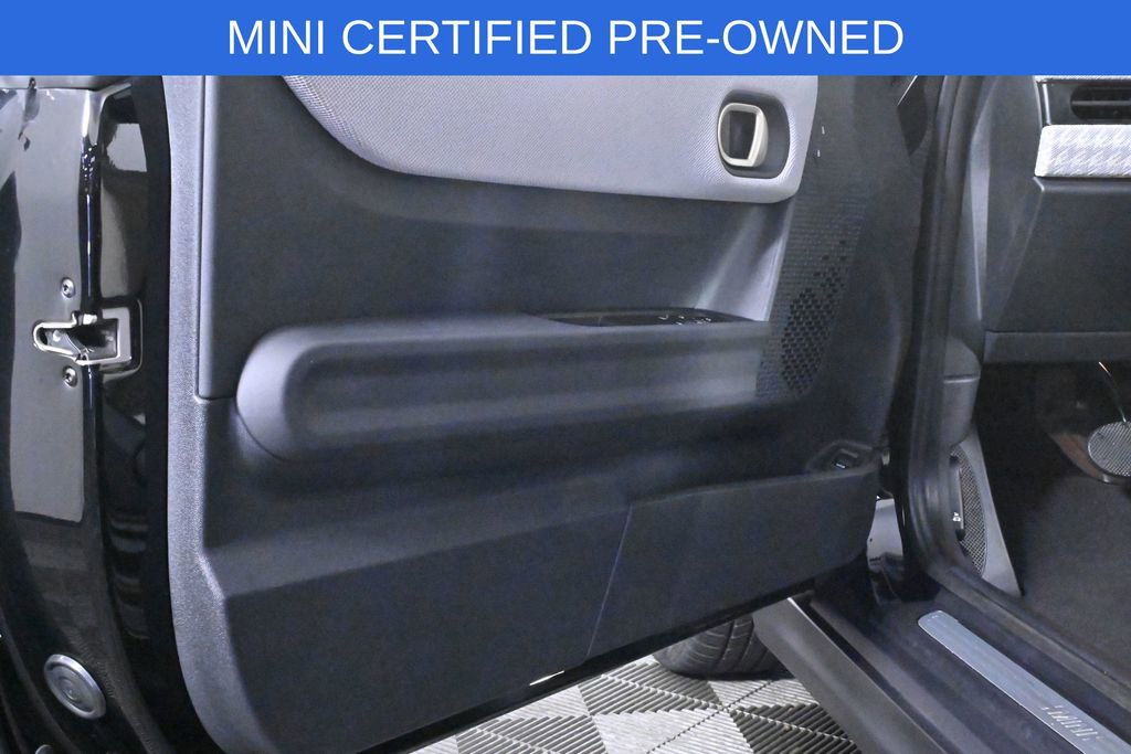 Used 2025 MINI Cooper S FWD image 31