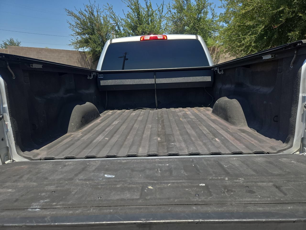 Used 2018 Chevrolet Silverado 1500 LT w/ Trailering Package RWD image 12