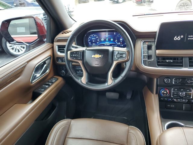 Used 2024 Chevrolet Tahoe High Country AWD/4WD image 10