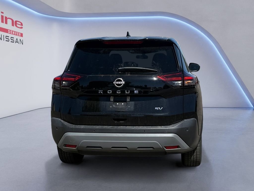 Used 2023 Nissan Rogue SV FWD image 4