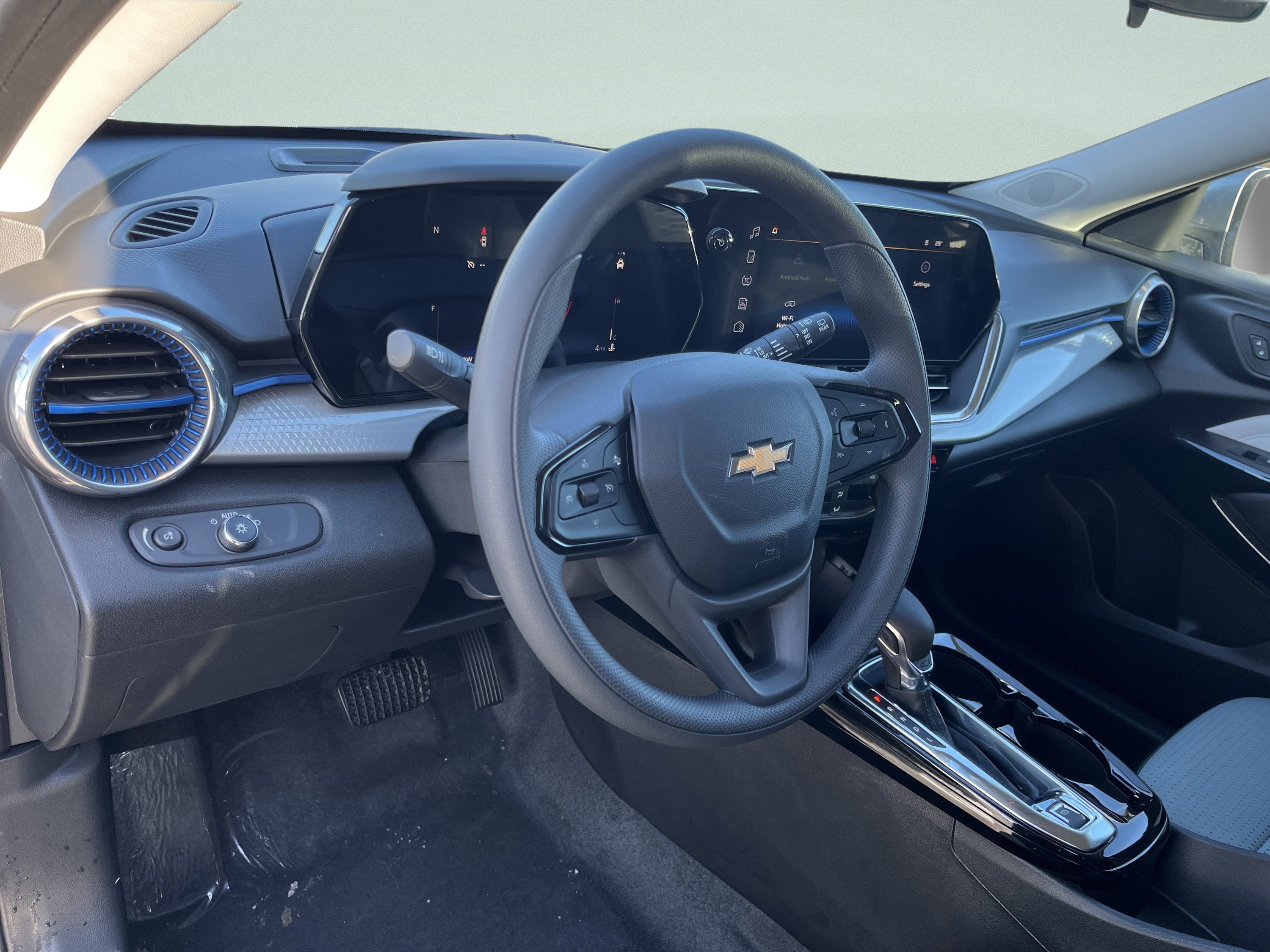 New 2026 Chevrolet Trax LT image 26