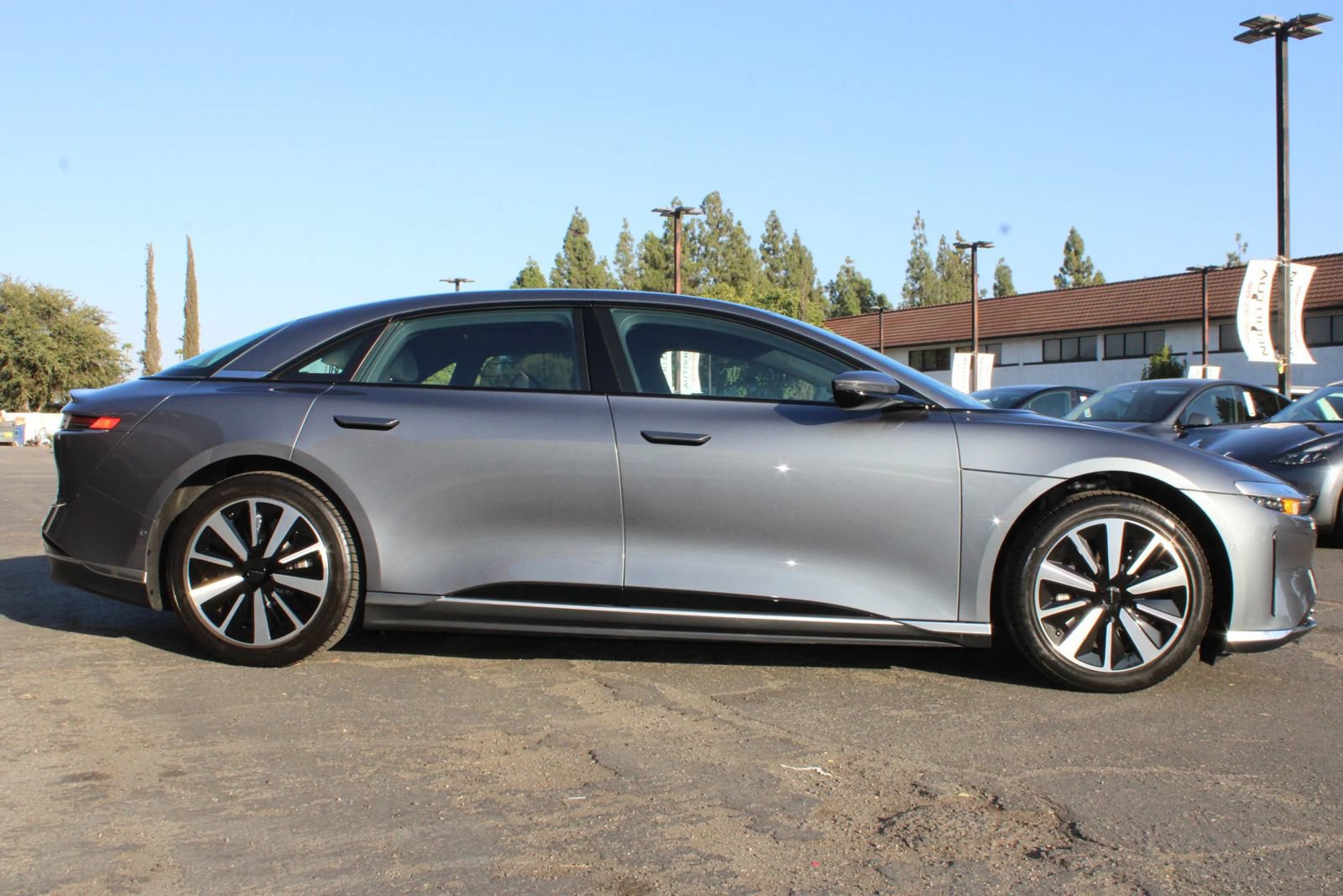 Used 2025 Lucid Air Pure RWD image 36