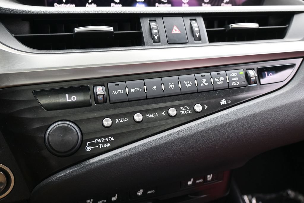 Used 2019 Lexus ES 350 F Sport w/ Accessory Package 2 FWD image 21