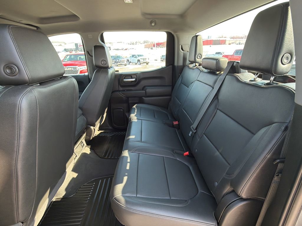 Used 2021 GMC Sierra 1500 4x4 Crew Cab w/ Trailering Package image 14