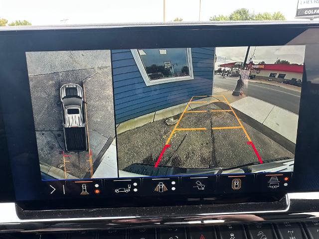 Used 2026 Chevrolet Silverado 1500 ZR2 w/ Dark Appearance Package AWD/4WD image 34