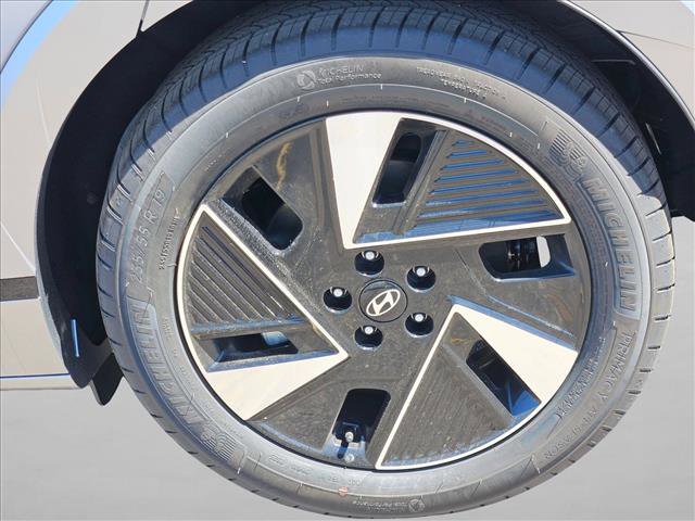 New 2026 Hyundai Ioniq 5 Limited image 10