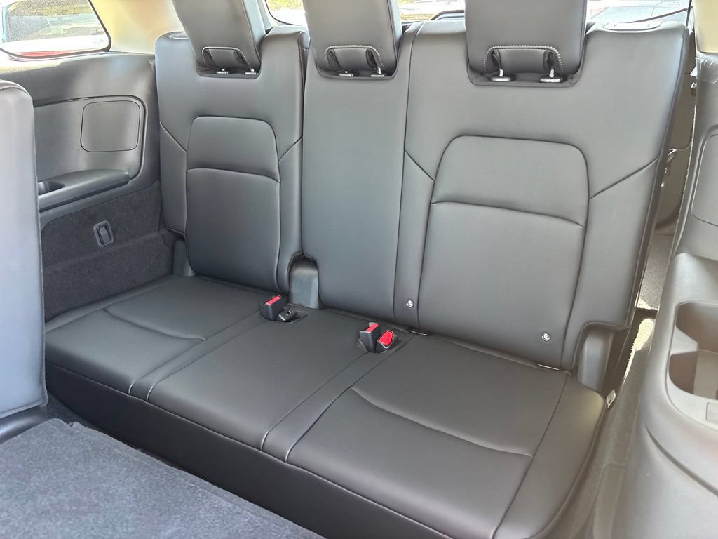 New 2026 Nissan Pathfinder SL w/ Cargo Package FWD image 14