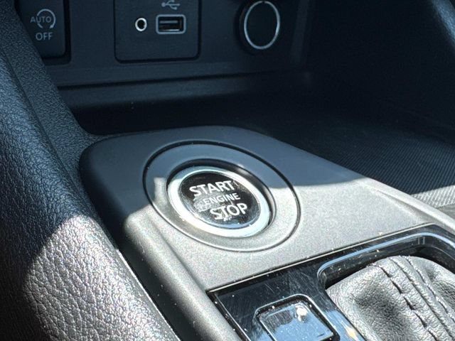 Certified 2025 Nissan Sentra S FWD image 30