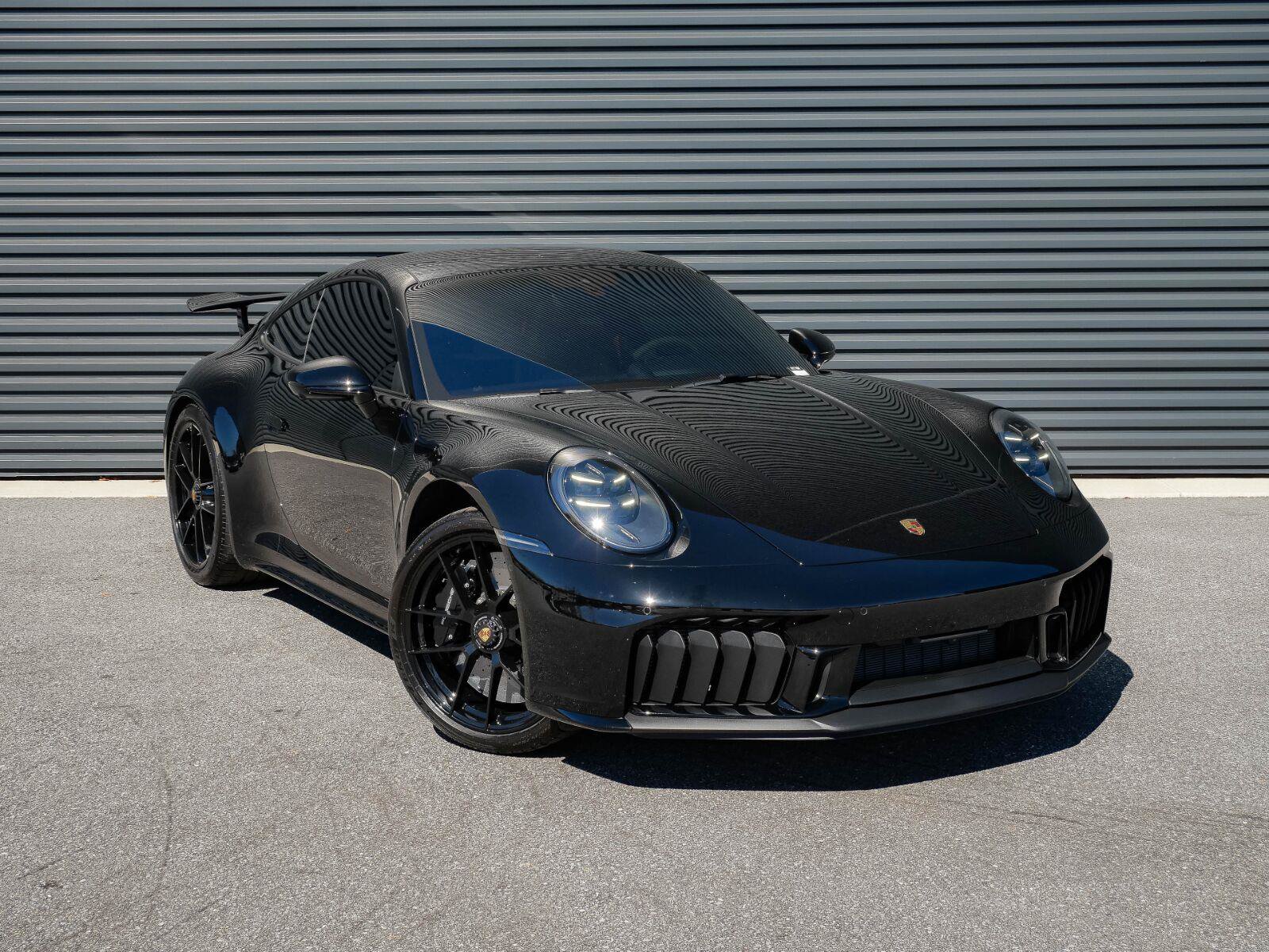 Used 2025 Porsche 911 Carrera 4 GTS AWD/4WD image 22