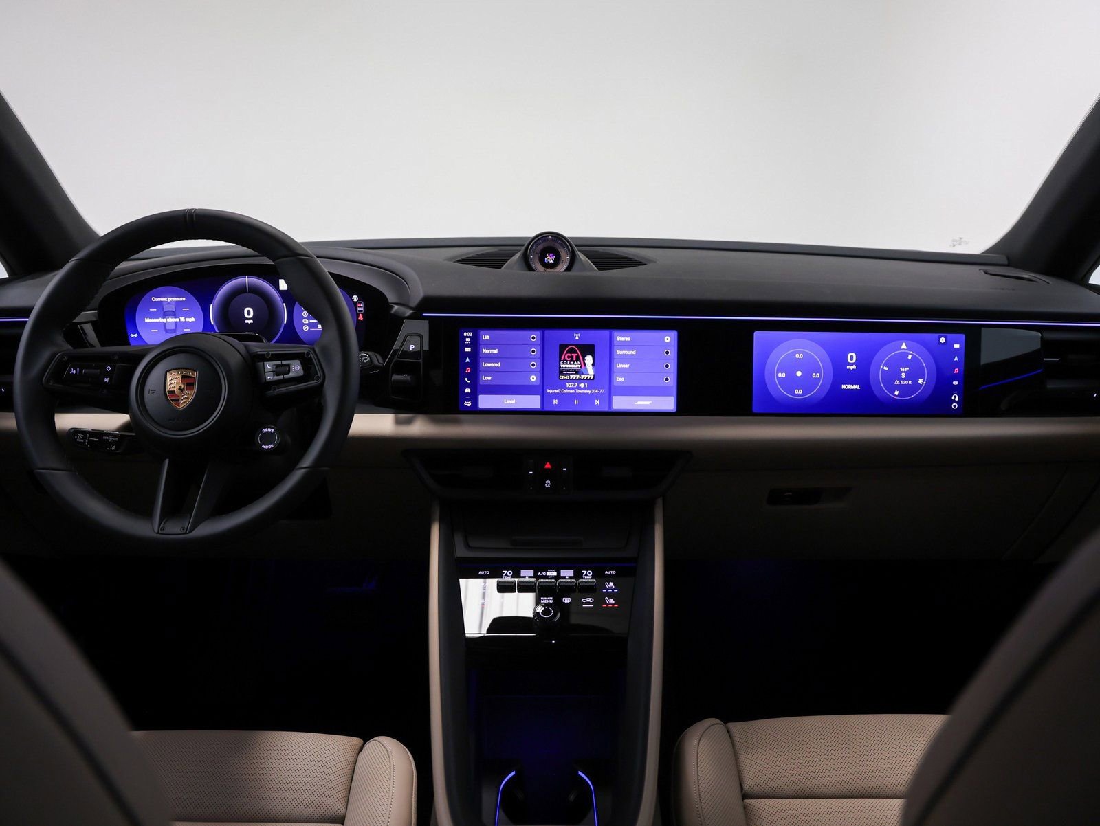 New 2026 Porsche Macan 4 Electric image 31