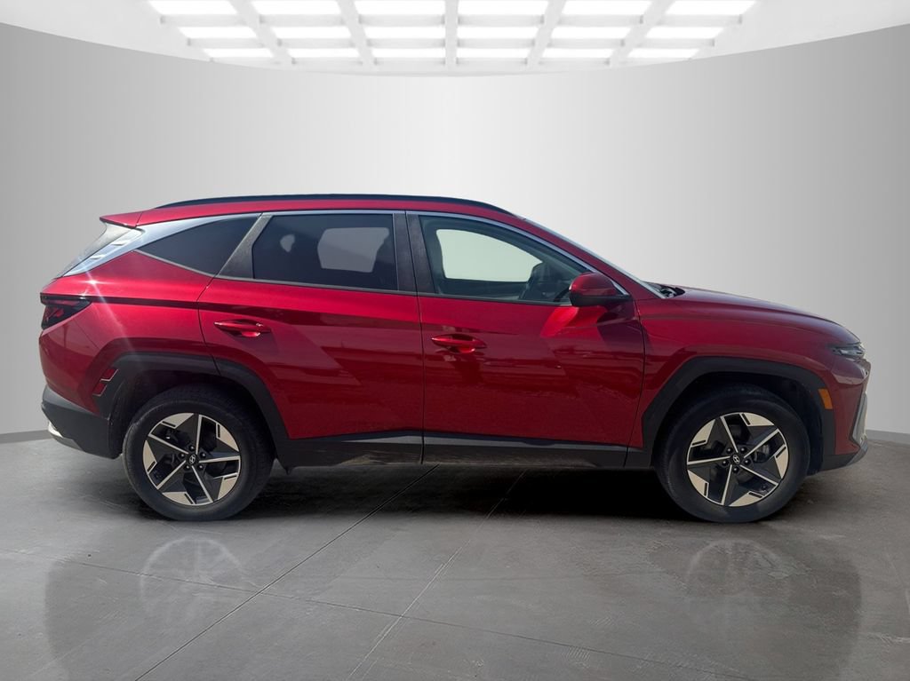 Used 2025 Hyundai Tucson SEL AWD/4WD image 3