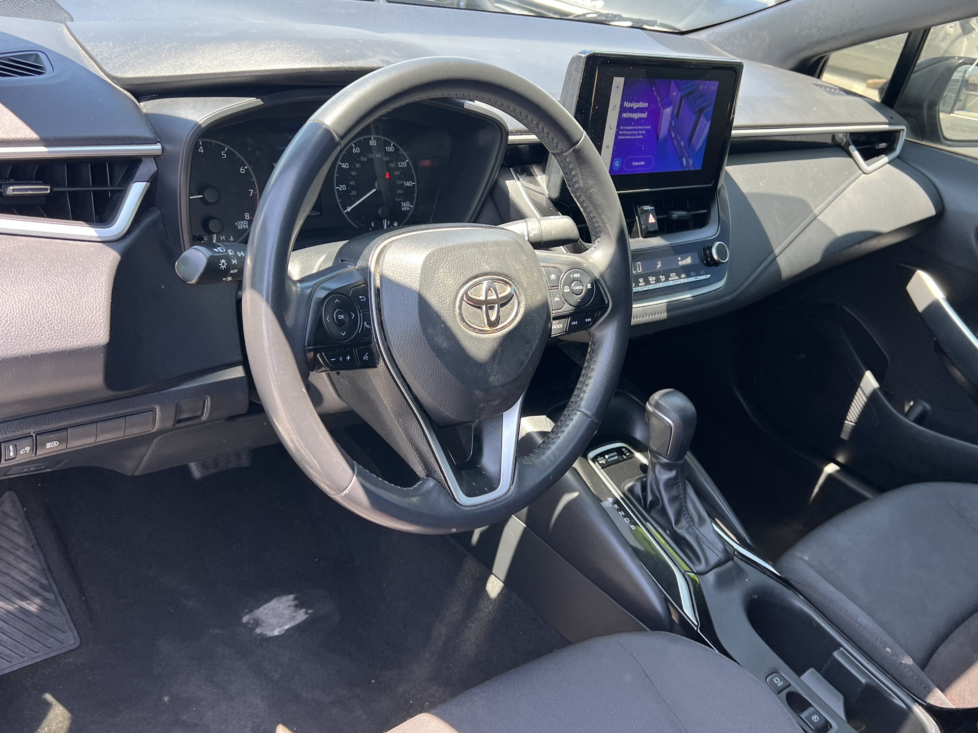 Used 2024 Toyota Corolla SE w/ SE Premium Package FWD image 23