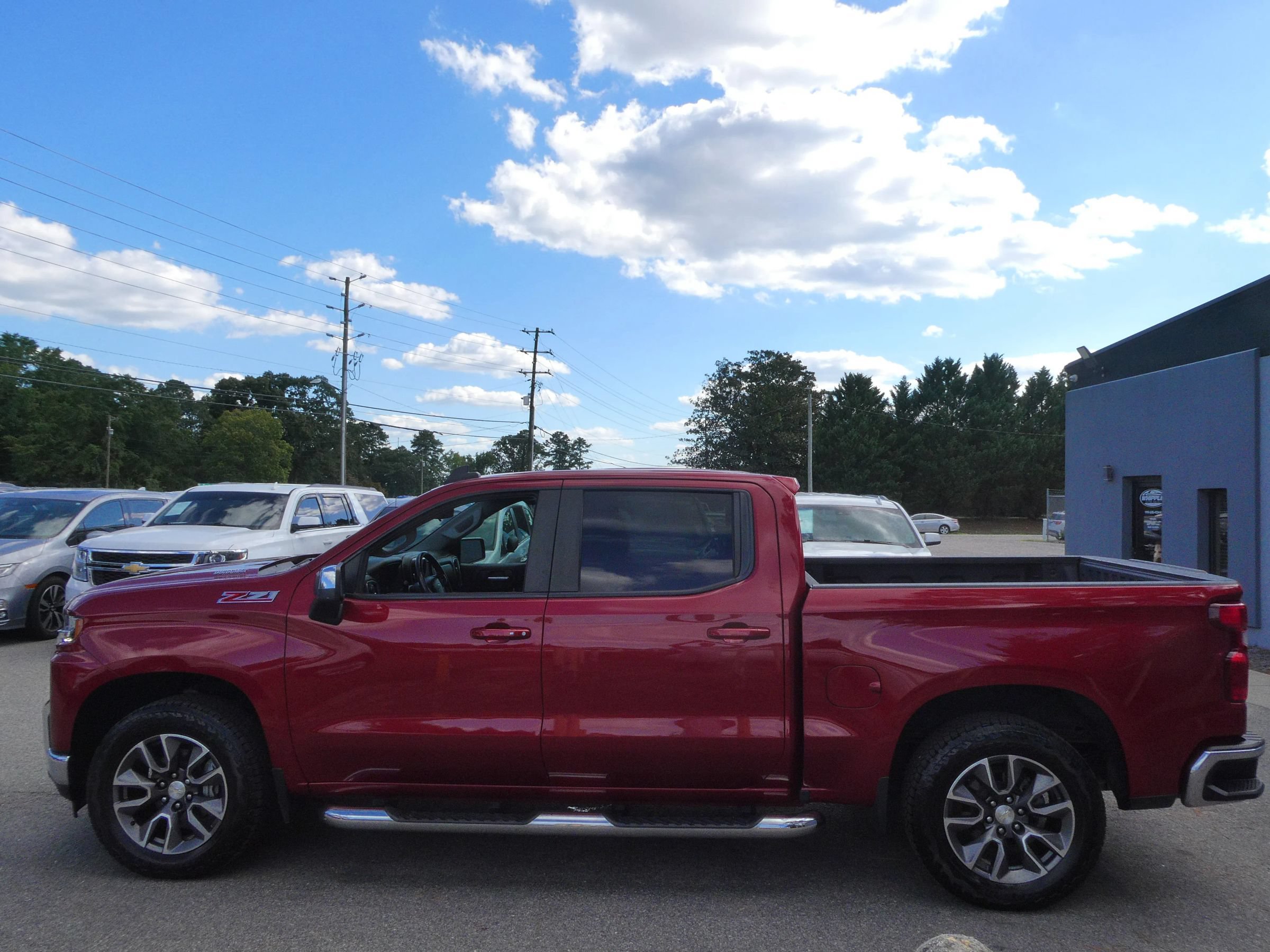 Used 2021 Chevrolet Silverado 1500 LT w/ All Star Edition Plus AWD/4WD image 9