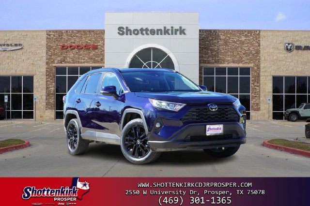 Used 2019 Toyota RAV4 XLE Premium FWD image 1