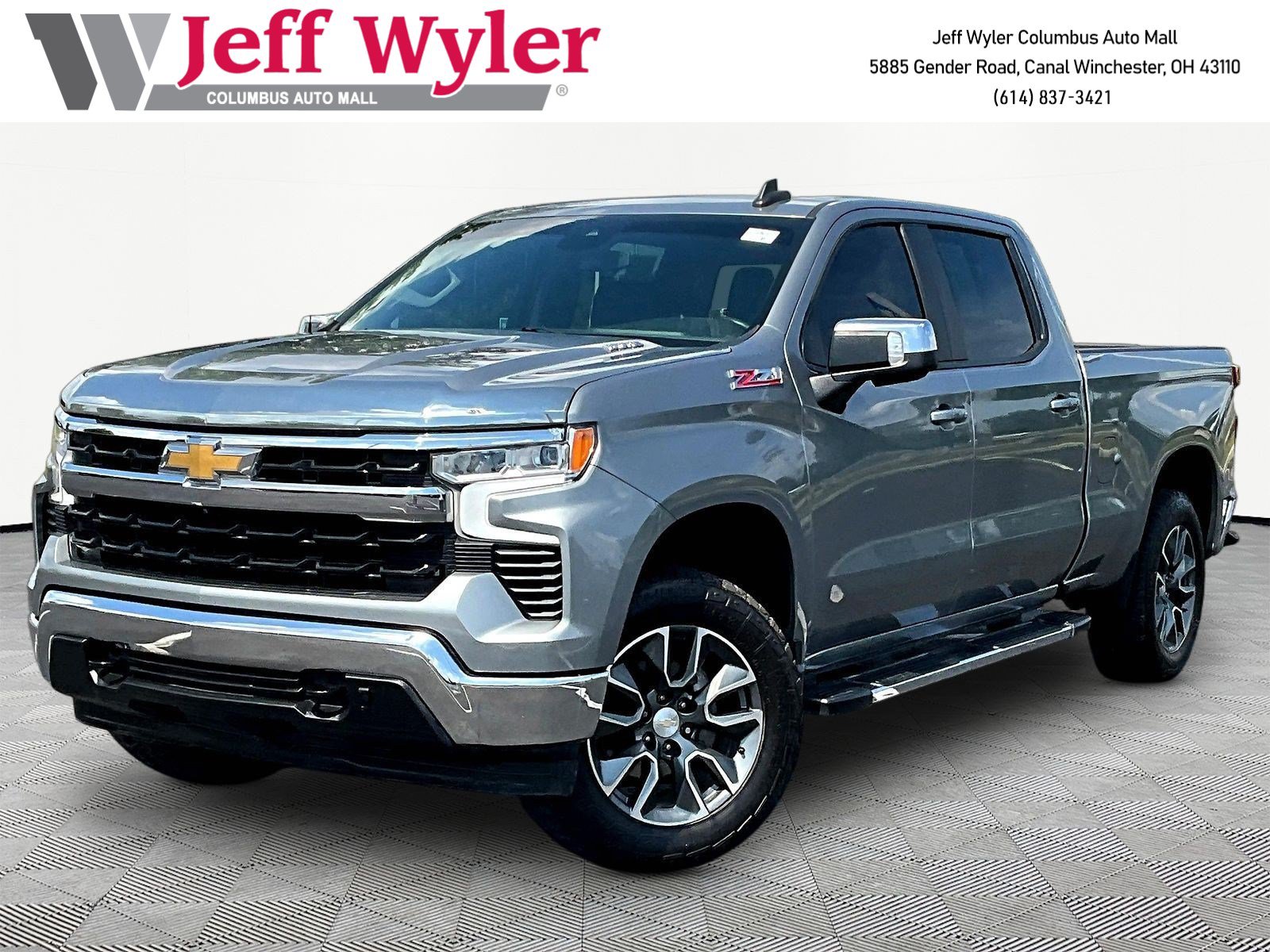 Used 2023 Chevrolet Silverado 1500 LT w/ Z71 Off-Road Package AWD/4WD image 1