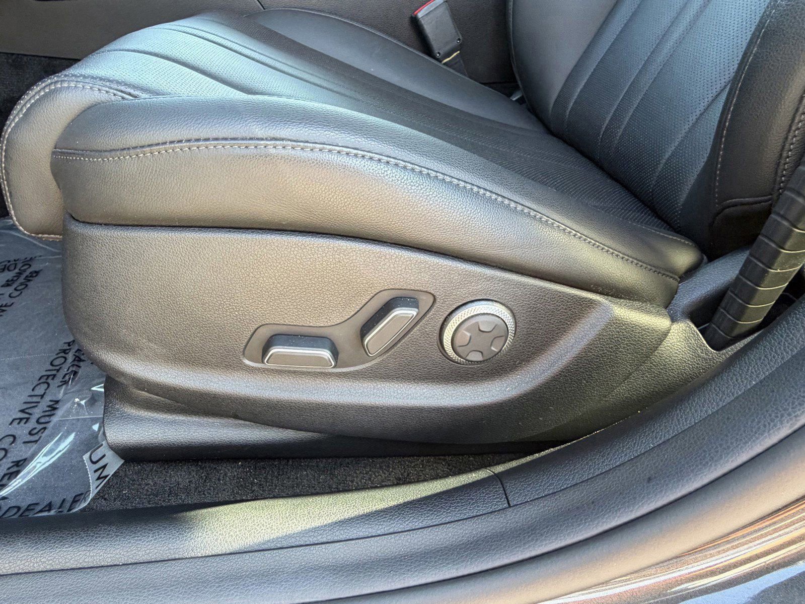 Used 2025 Genesis G80 2.5T image 22