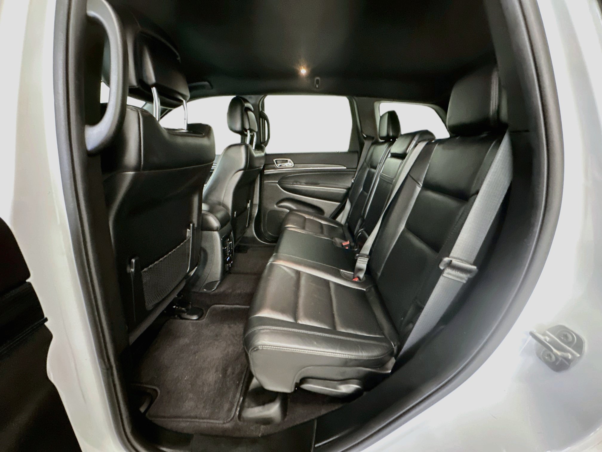Used 2019 Jeep Grand Cherokee Limited AWD/4WD image 29