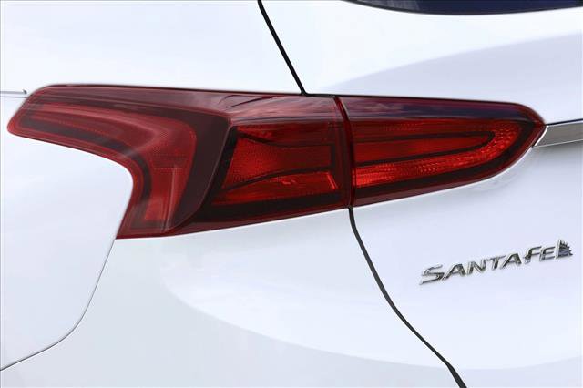 Used 2019 Hyundai Santa Fe SE FWD image 11
